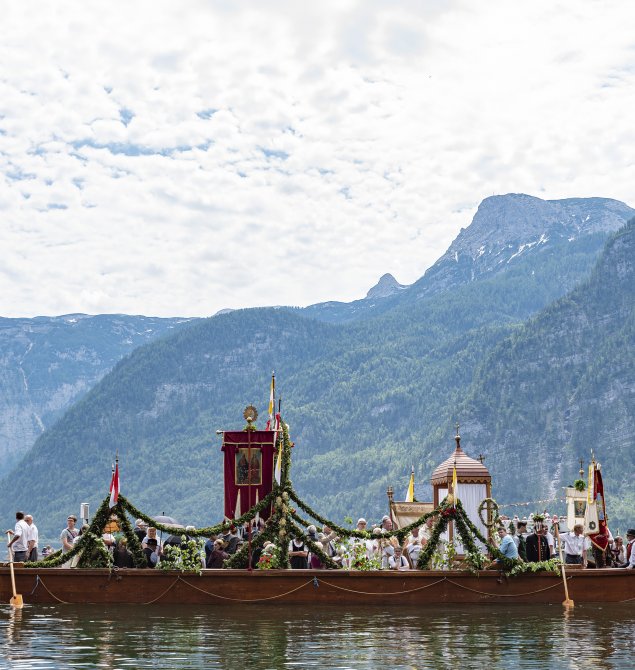 Fronleichnam am Hallstättersee